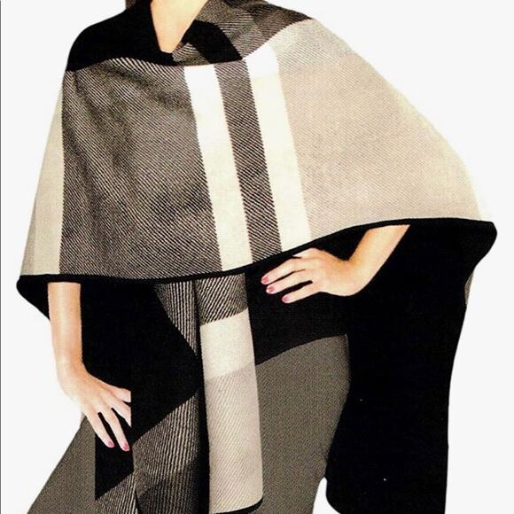 Ike Behar women’s Reversible Fashion Wrap - Picture 2 of 4